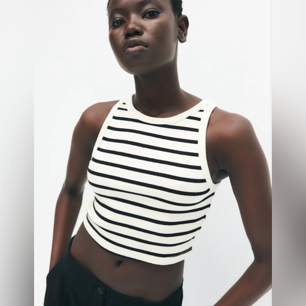 H&M Black and Off White Striped Cropped Tank Top